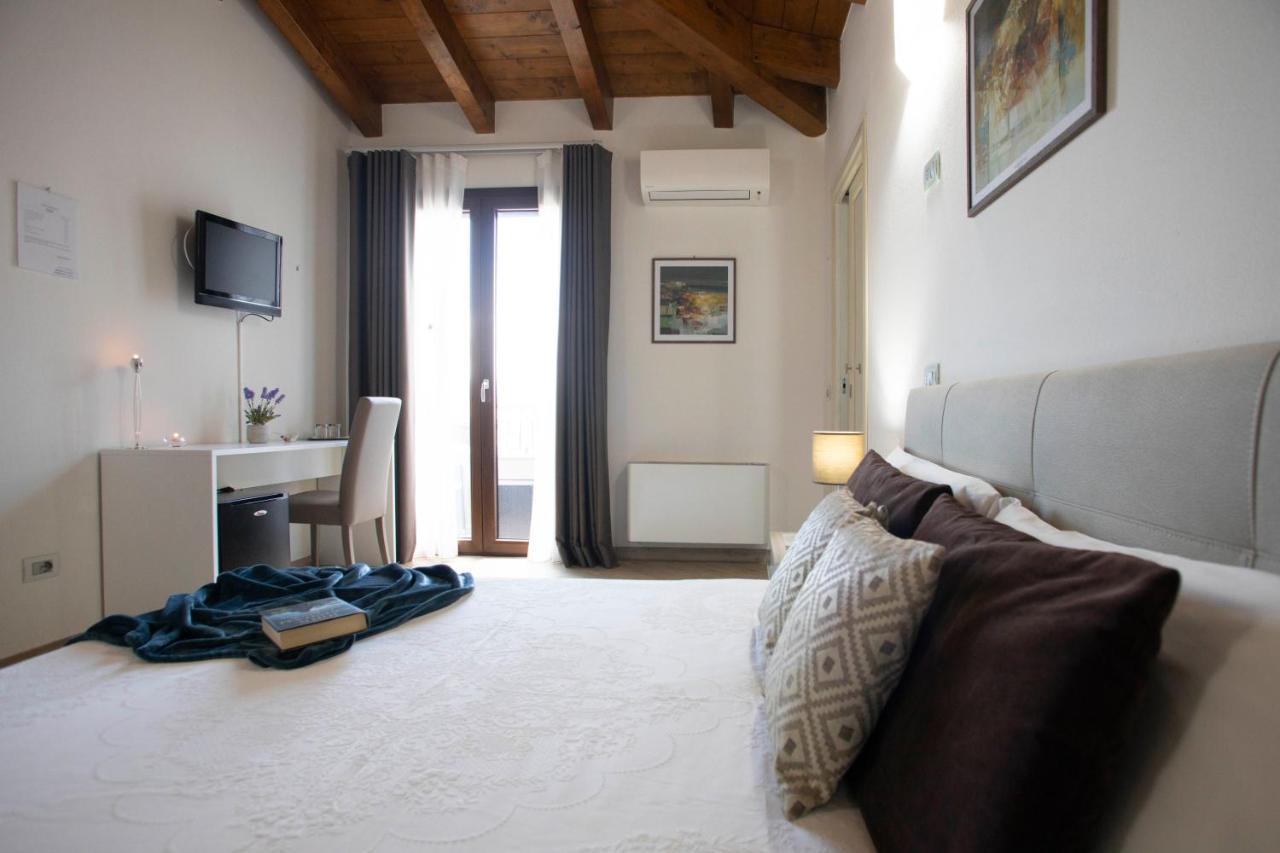 Irilor Luxury B&B Valledoria Kültér fotó
